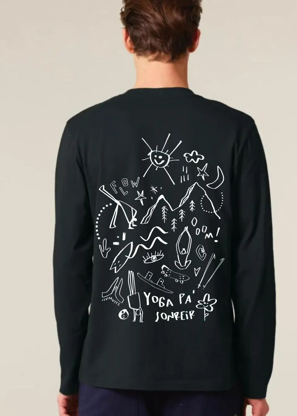 Camiseta de manga larga — El dibujo de la espalda cuenta un viaje entero